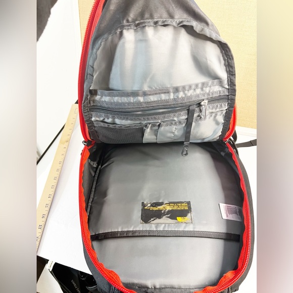 The North Face Jester Backpack Black Red Gray - Picture 9 of 14